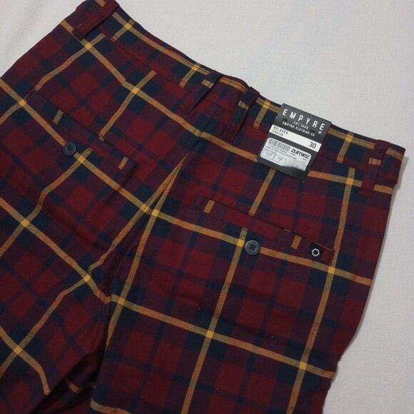 Empyre Men's Shorts‎ Size 30 NEW WITH TAGS Red Plaid Relaxed Fit Cotton Spandex - Picture 6 of 10